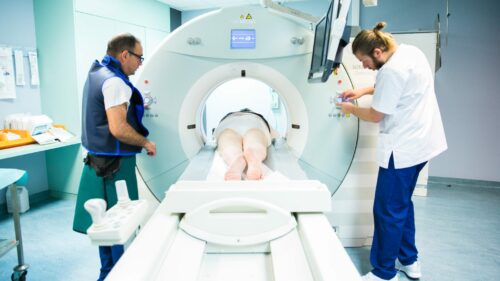 Médecin-radiologue à Charleroi, un challenge à la pointe