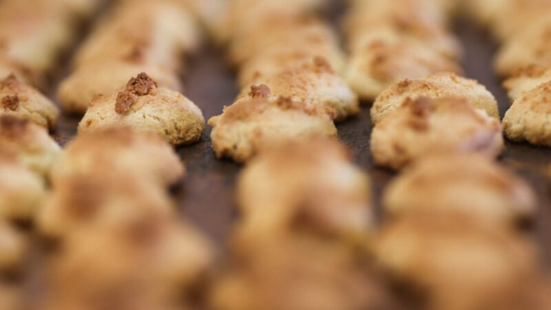 Profession: confectioner of Napoleon macaroons