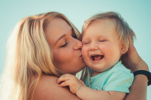 7 idées de cadeaux locaux et originaux à faire livrer à vos mamans